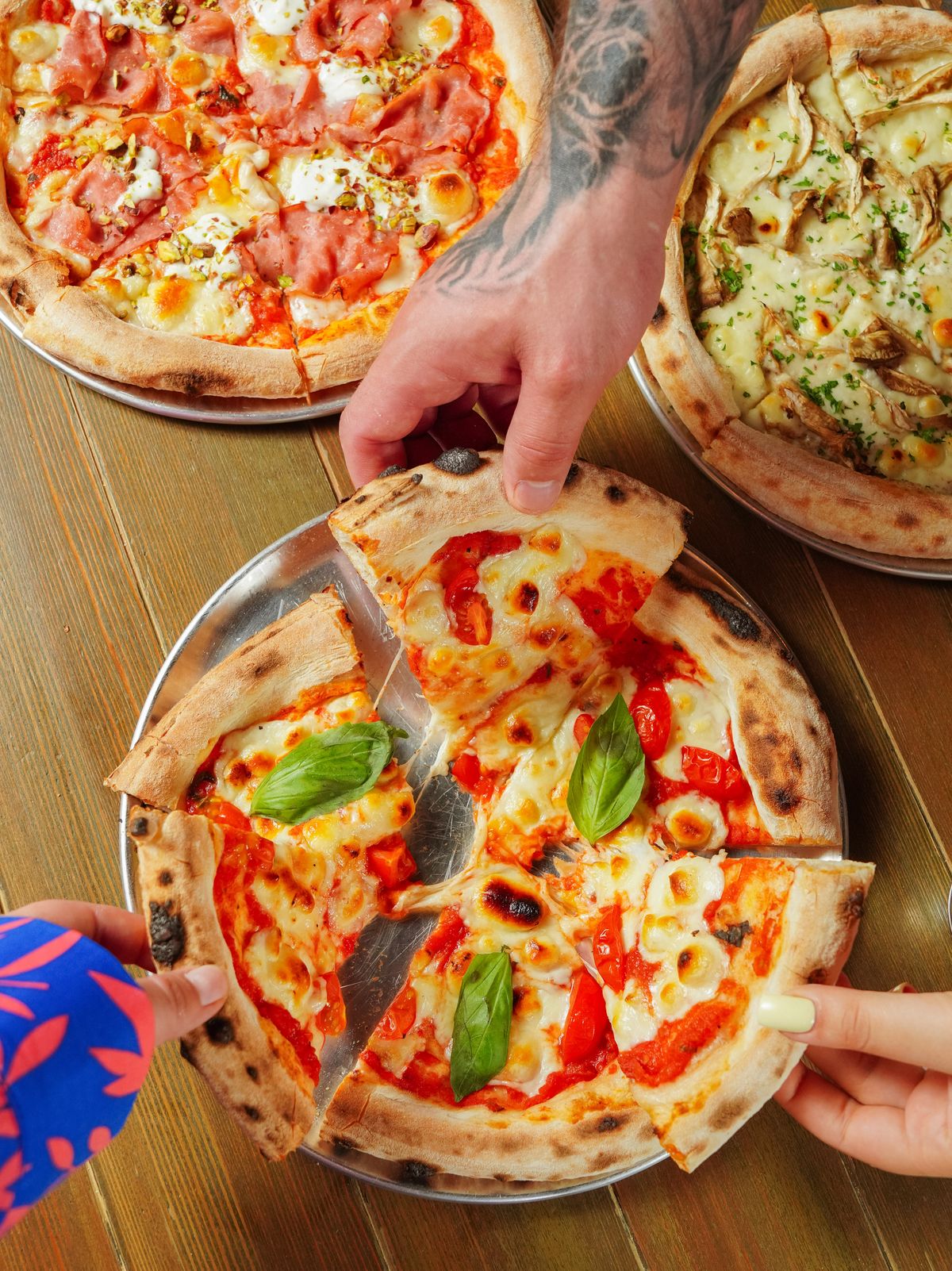 Domino's pizza delivery discount – 2 for 1 pizzas with tastecard